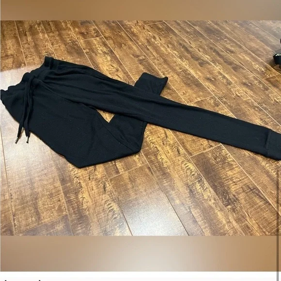 Joggers‎ - Picture 7 of 9